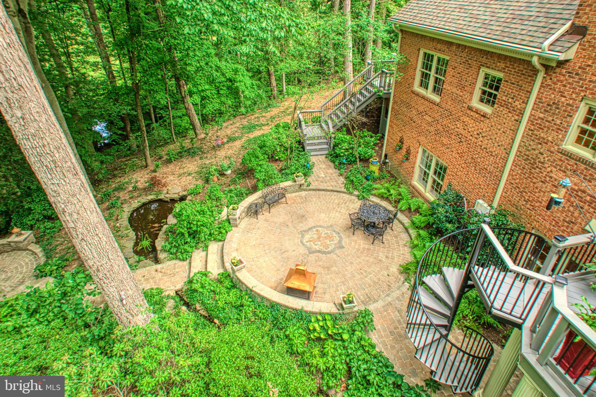 8700 Rustic Oak Ct