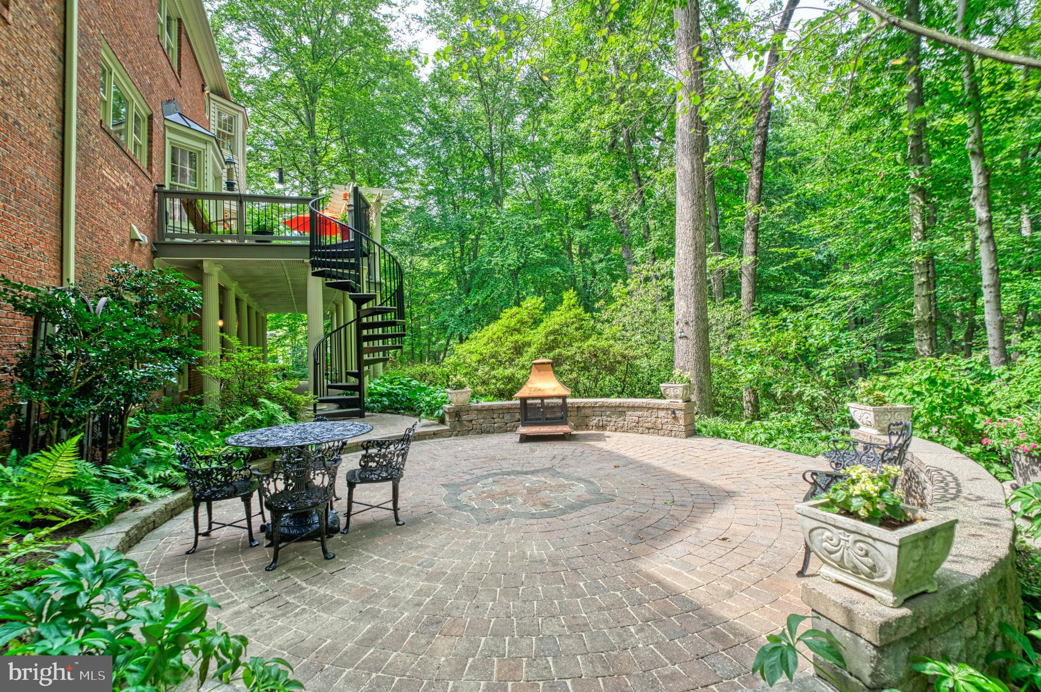 8700 Rustic Oak Ct