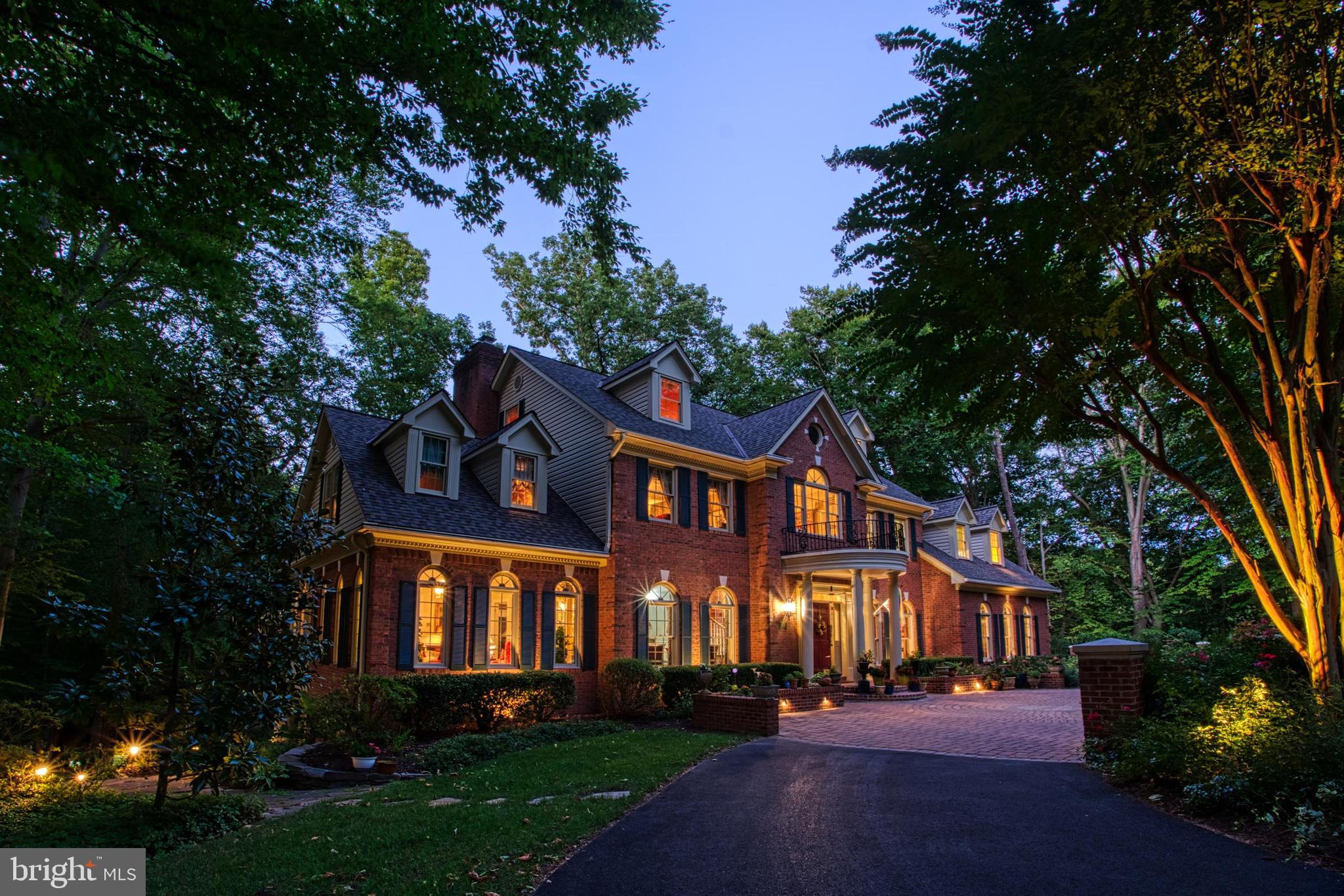 8700 Rustic Oak Ct