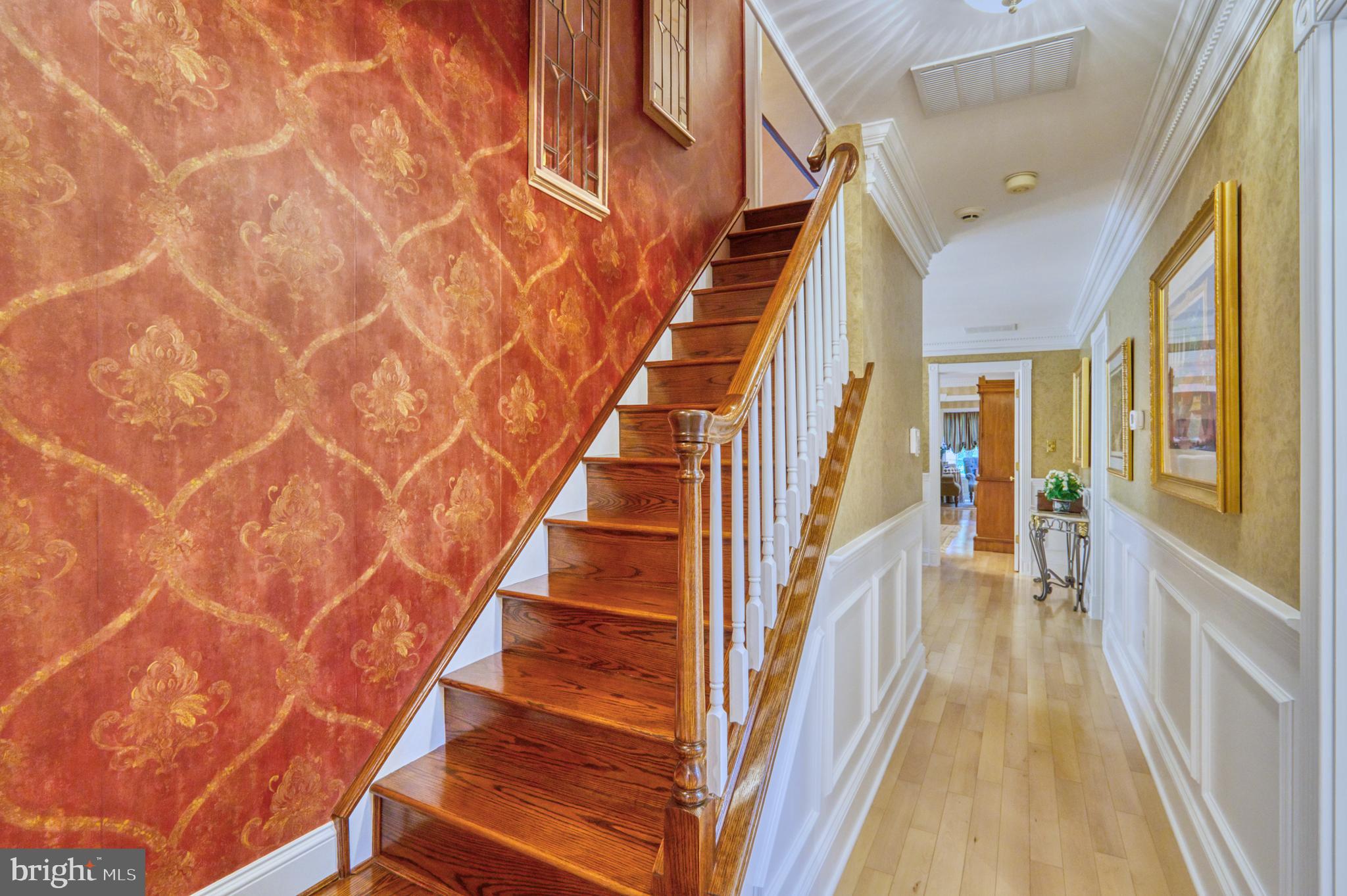 8700 Rustic Oak Ct