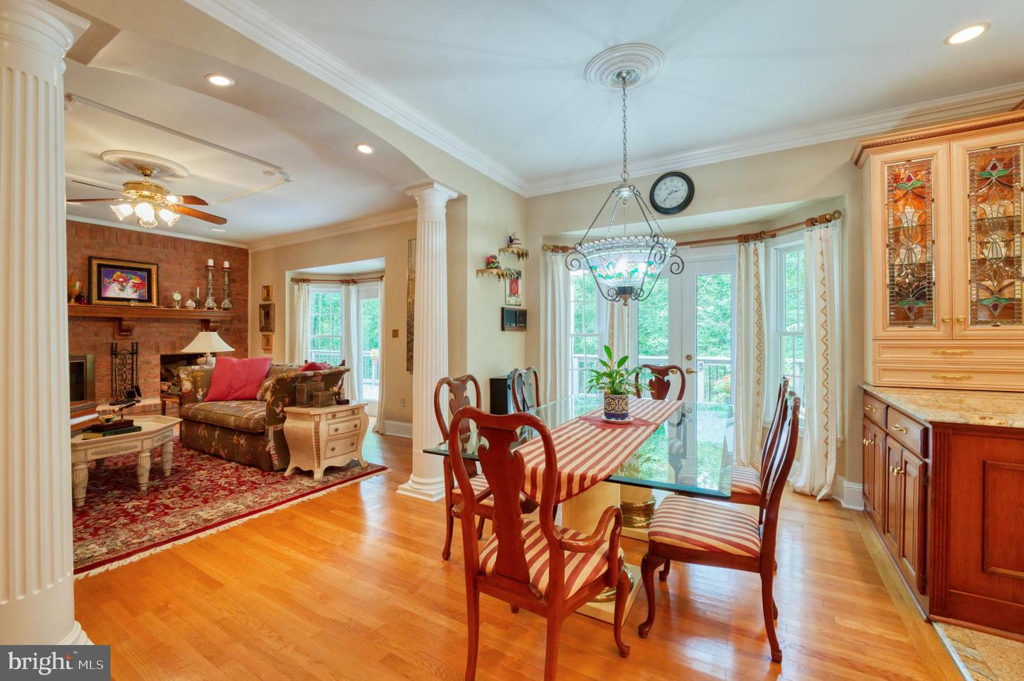 8700 Rustic Oak Ct
