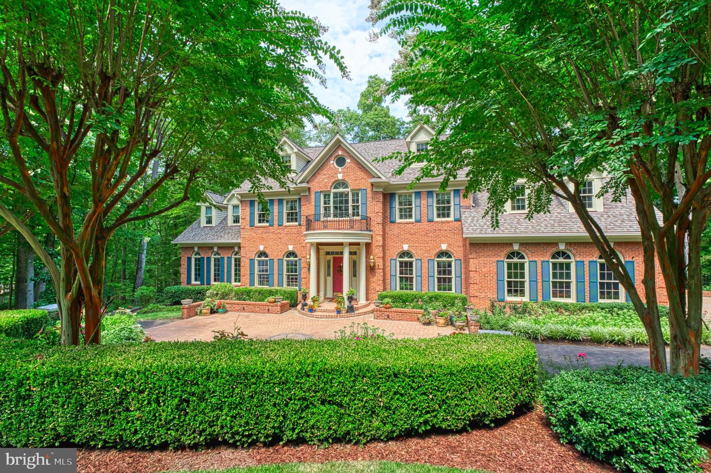 8700 Rustic Oak Ct
