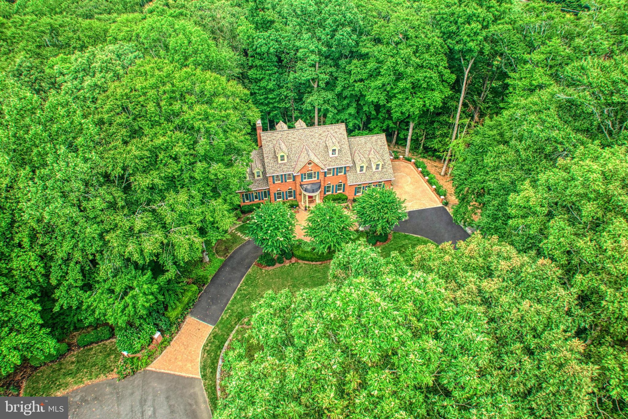 8700 Rustic Oak Ct