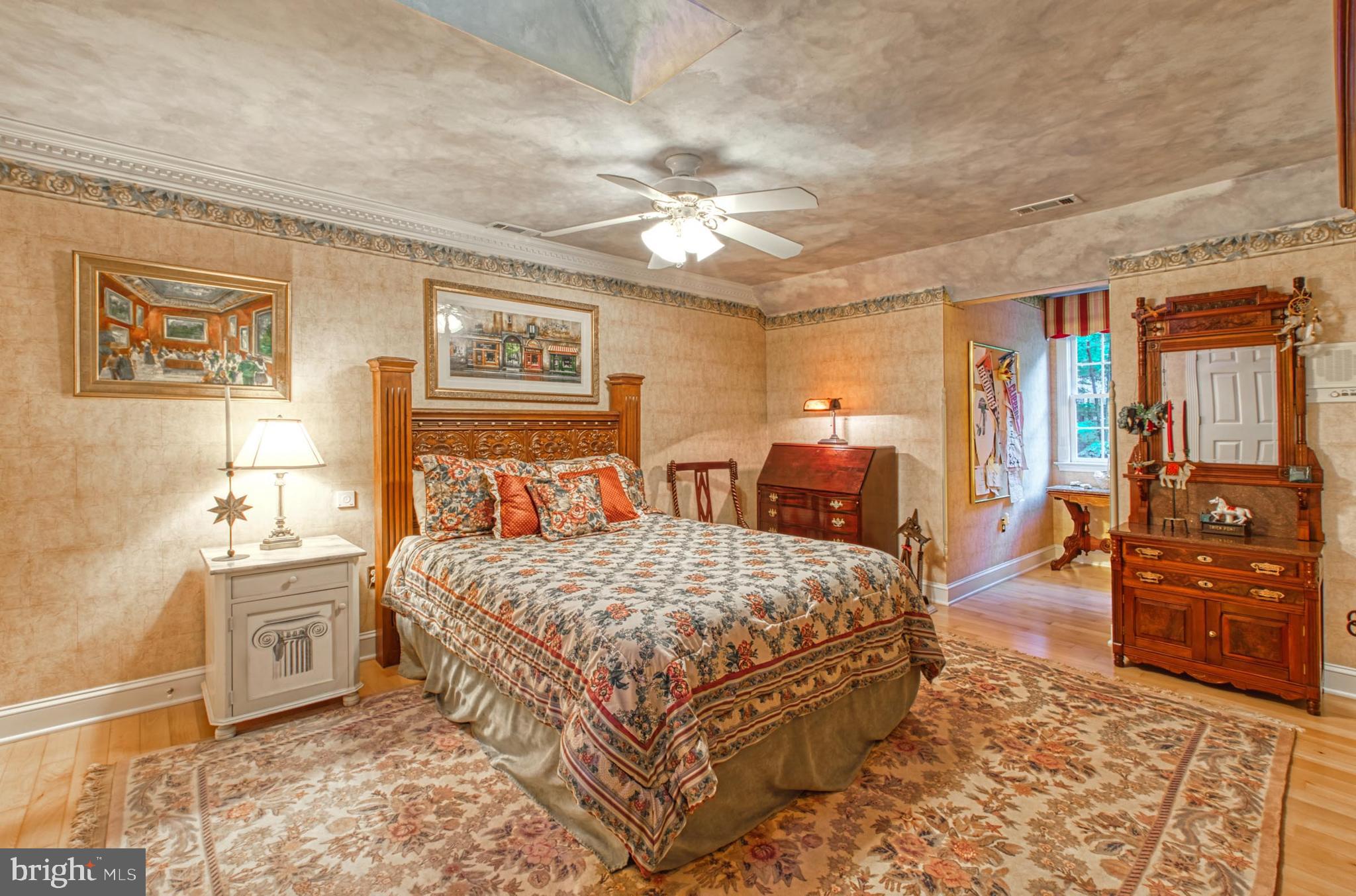 8700 Rustic Oak Ct