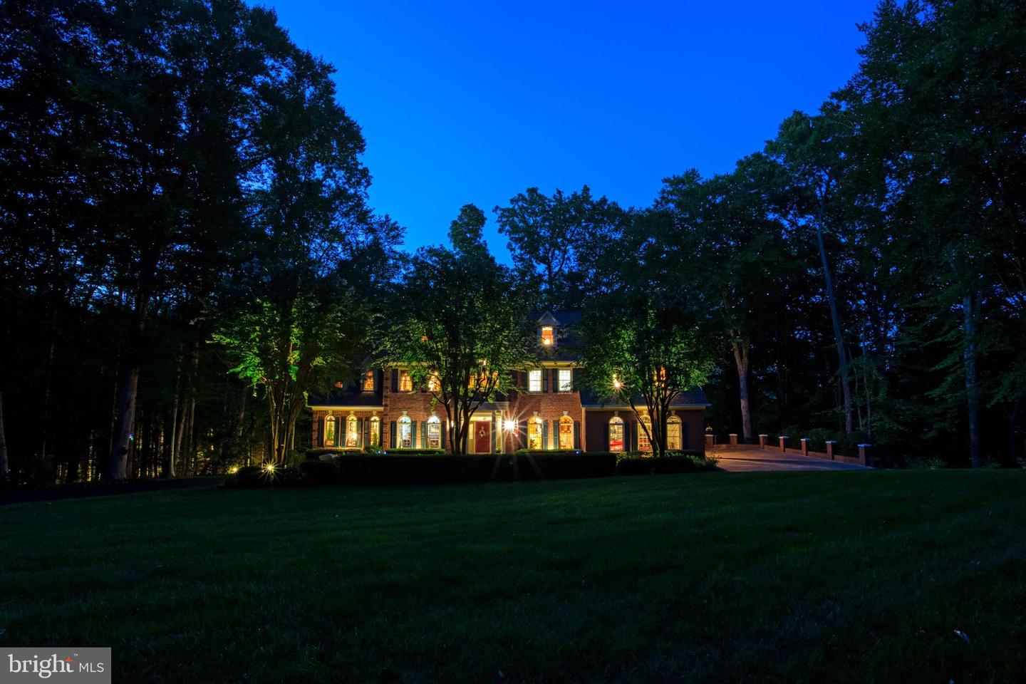 8700 Rustic Oak Ct