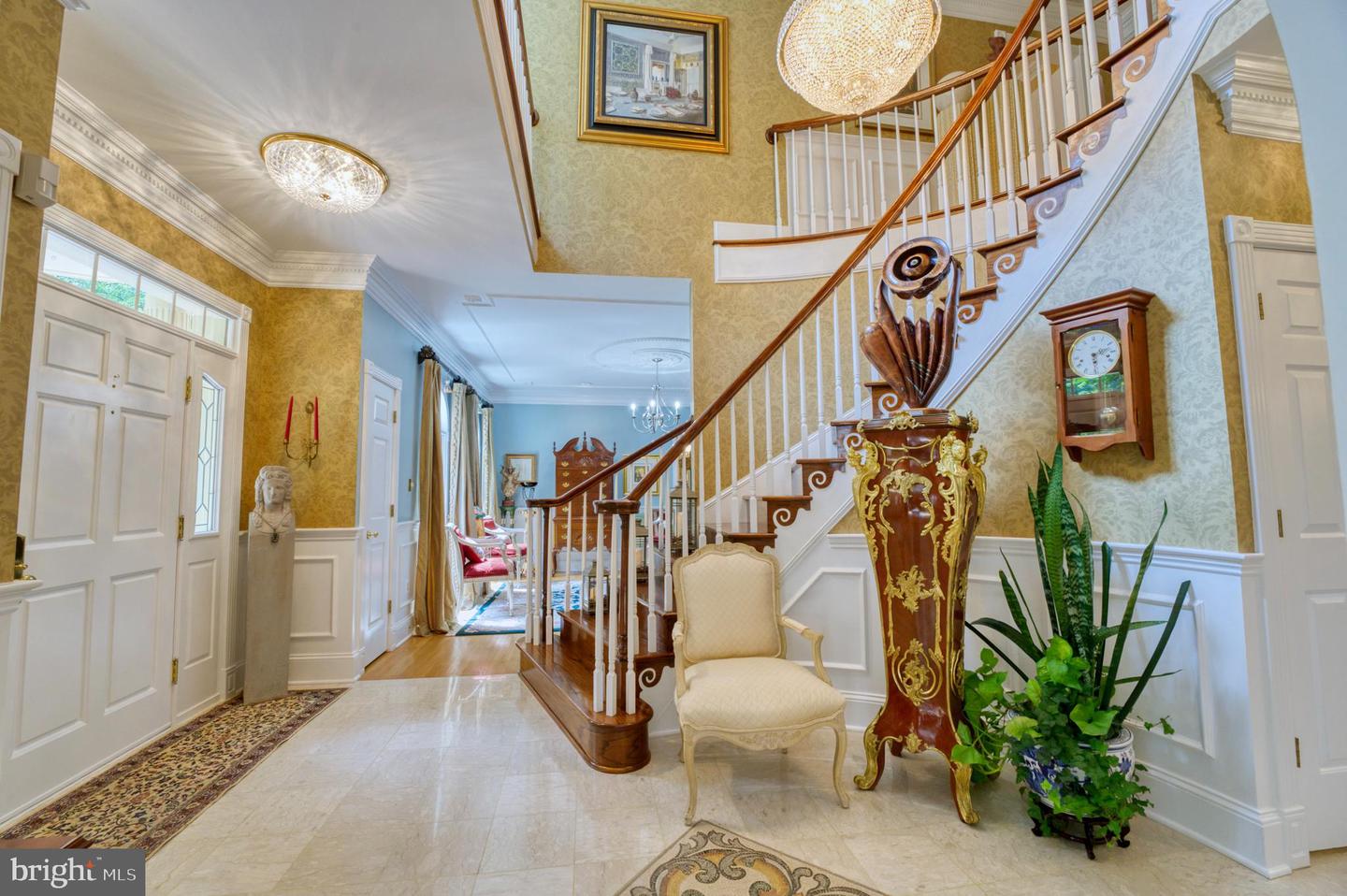 8700 Rustic Oak Ct