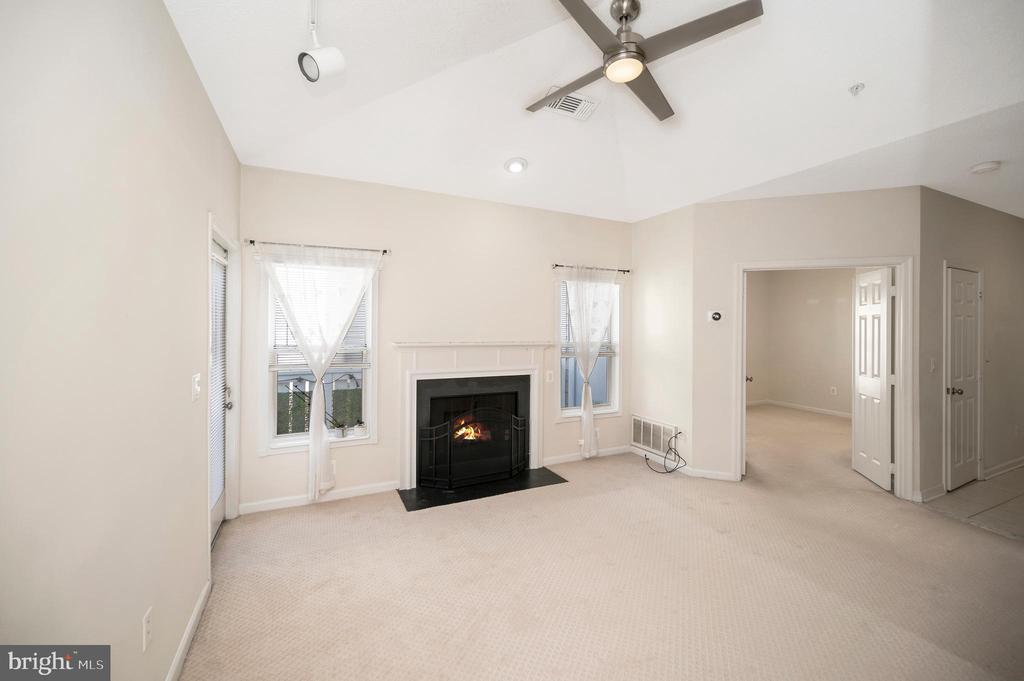 14300 ROSY LN #22