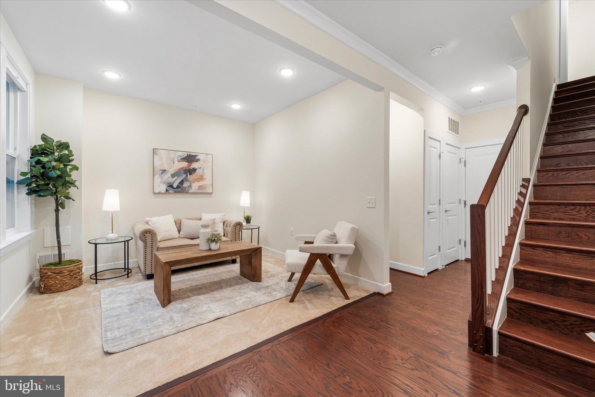 13366 Sherwood Park Ln