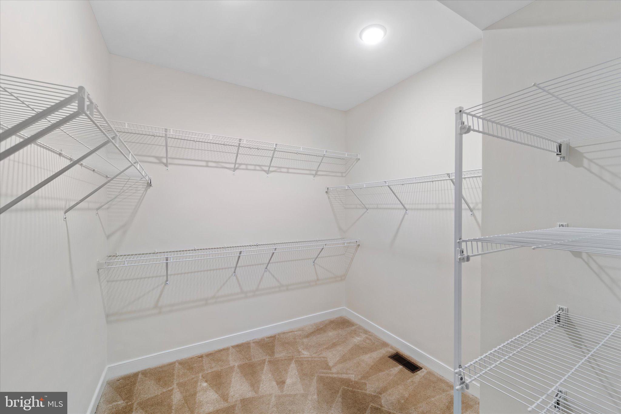 13366 Sherwood Park Ln