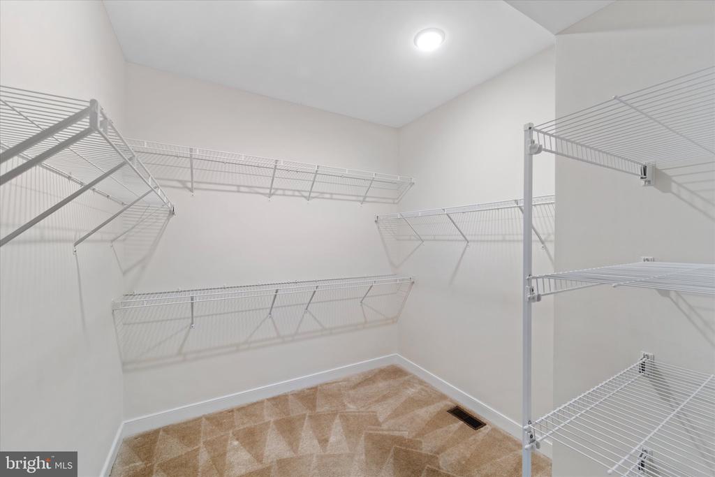13366 Sherwood Park Ln