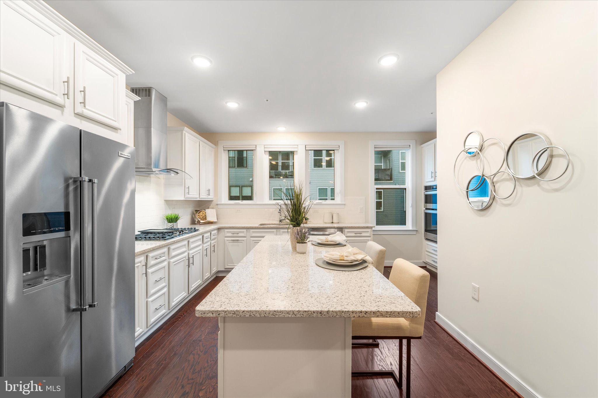 13366 Sherwood Park Ln