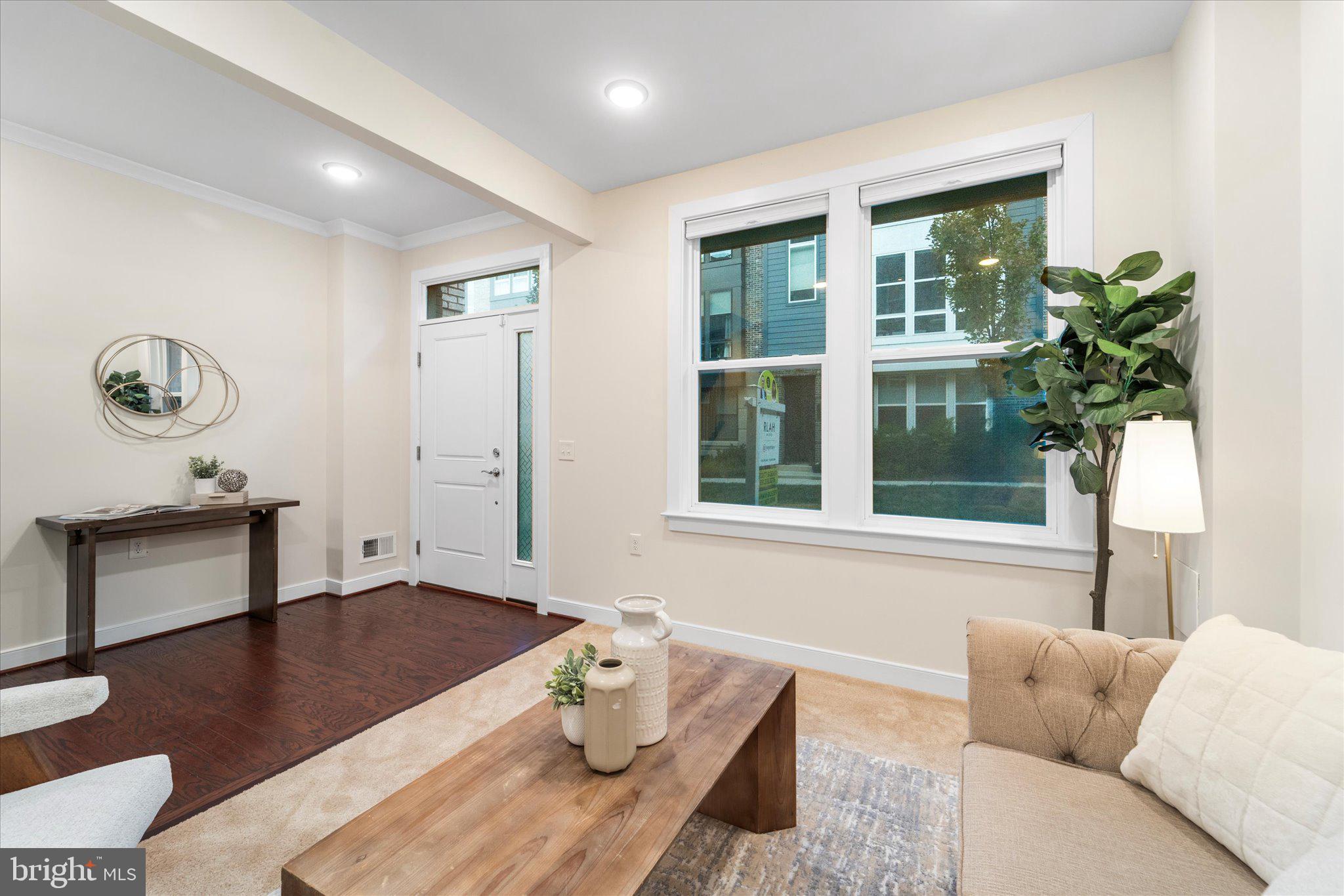 13366 Sherwood Park Ln
