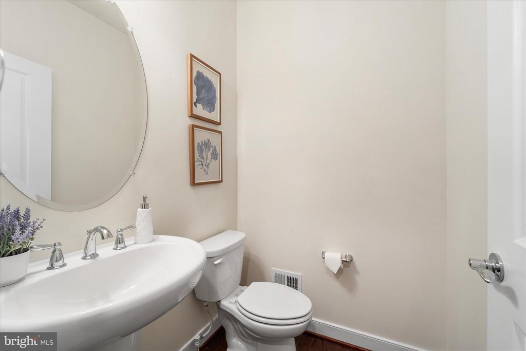 13366 Sherwood Park Ln