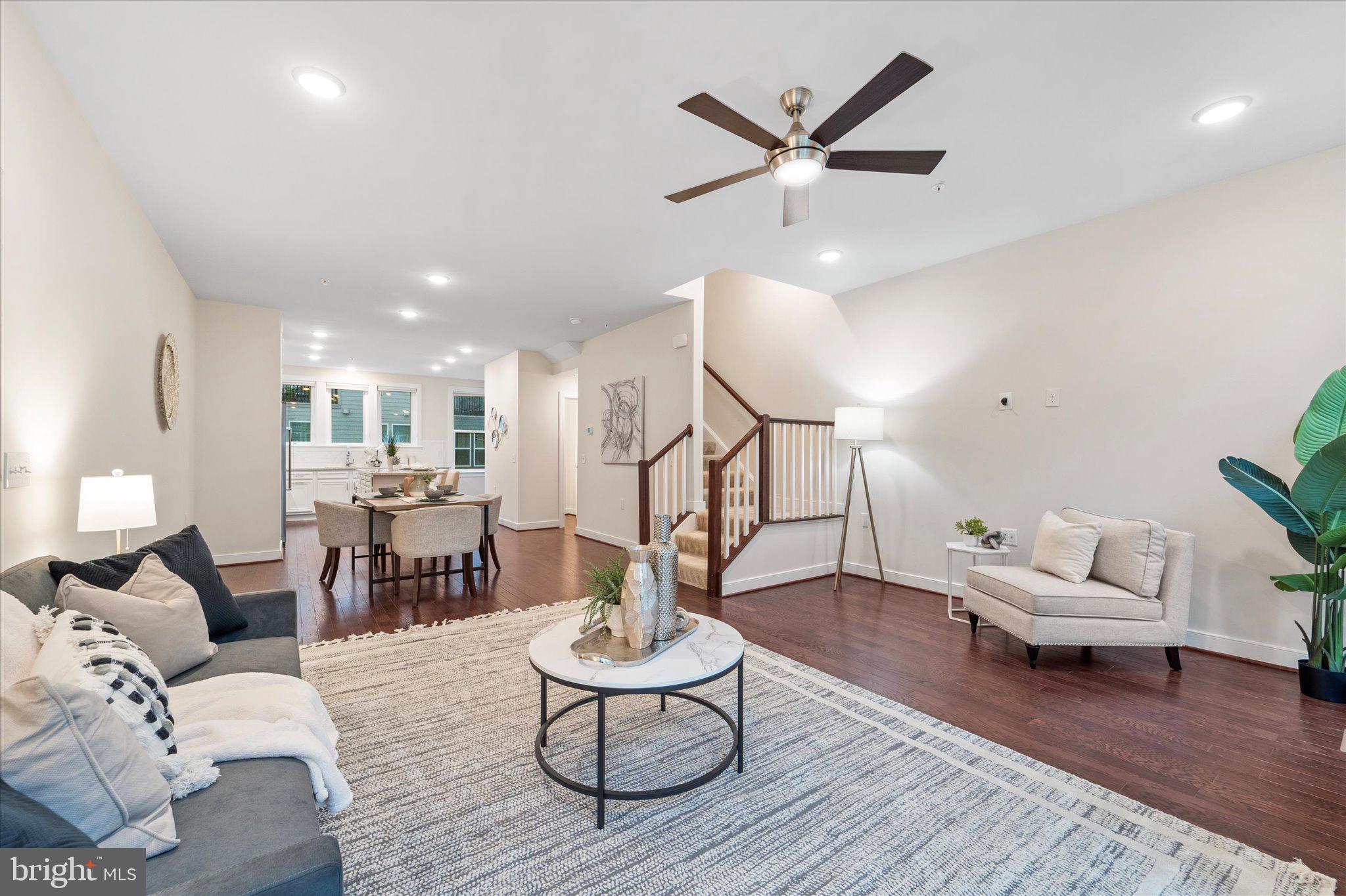 13366 Sherwood Park Ln