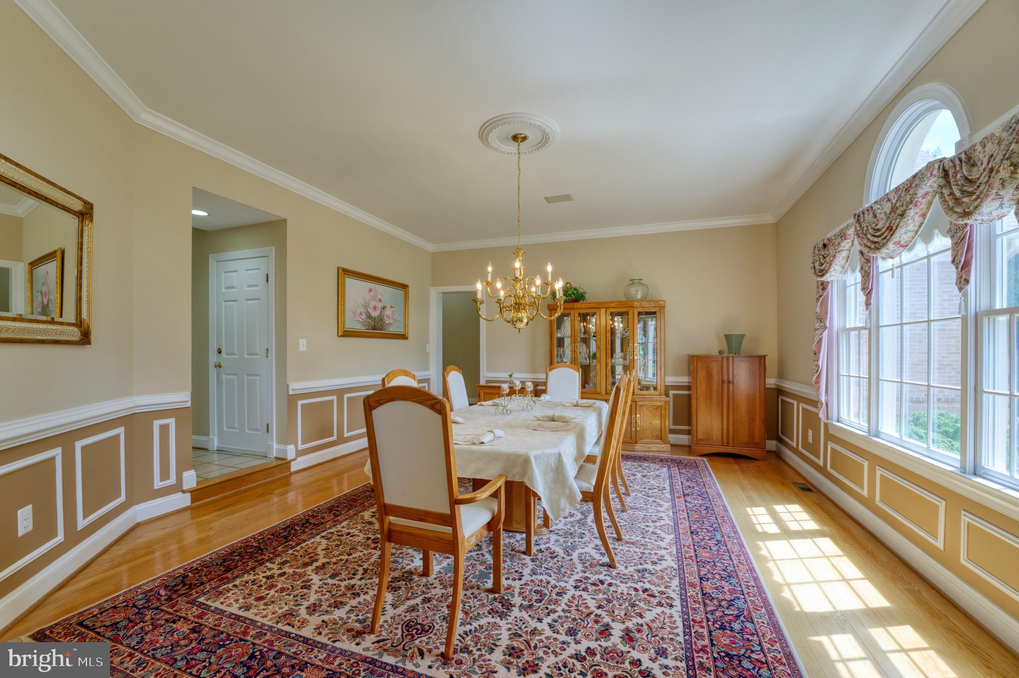 519 Seneca Green Way