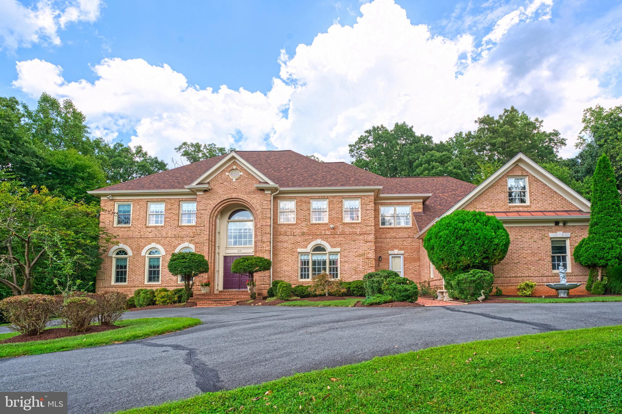 519 Seneca Green Way