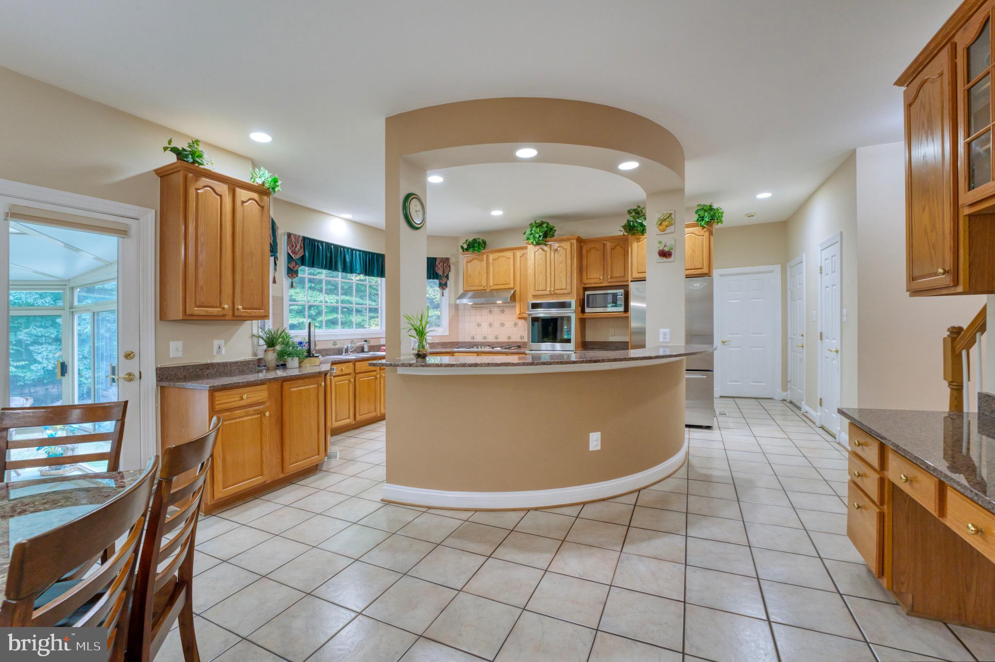 519 Seneca Green Way