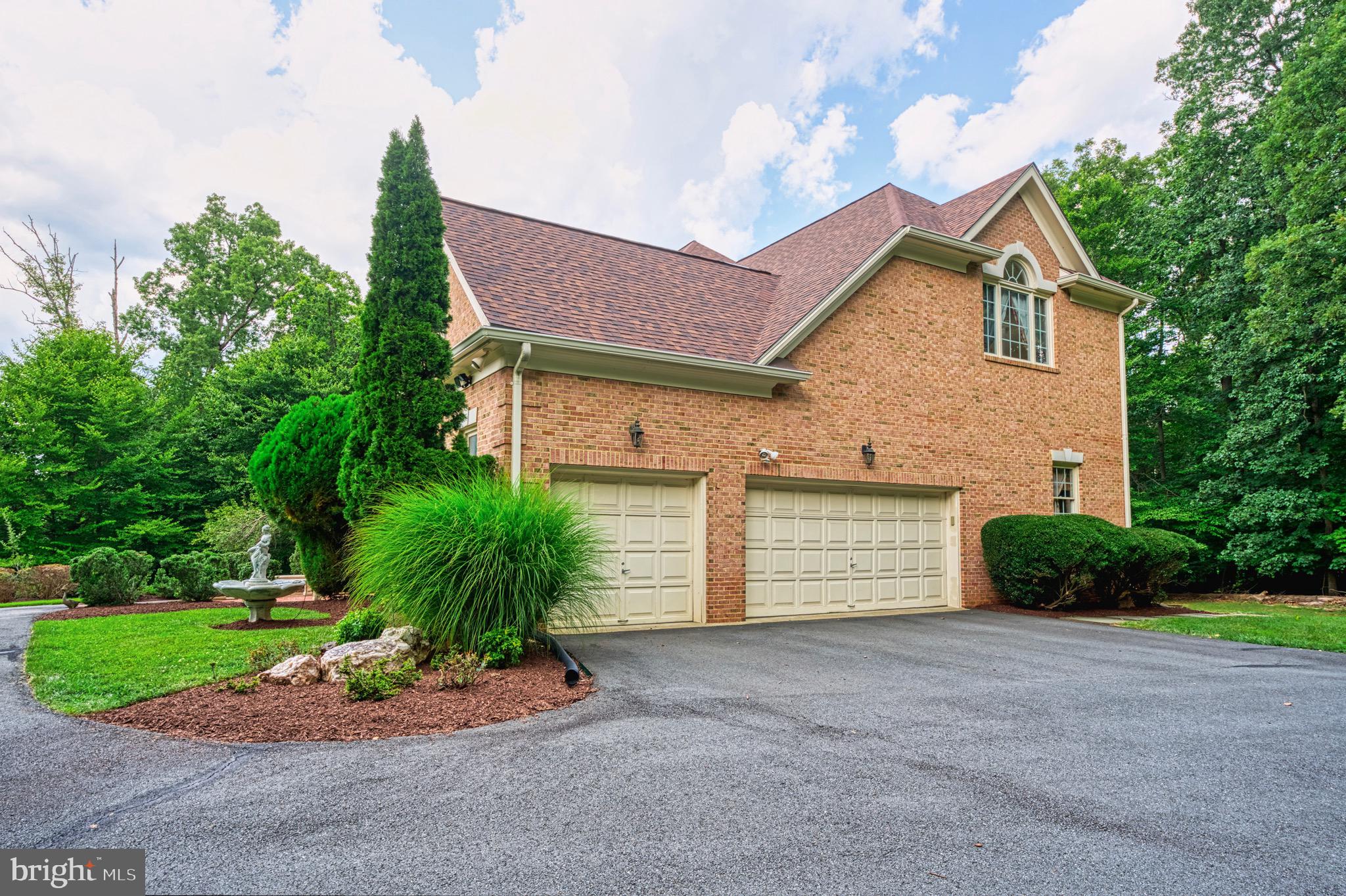 519 Seneca Green Way
