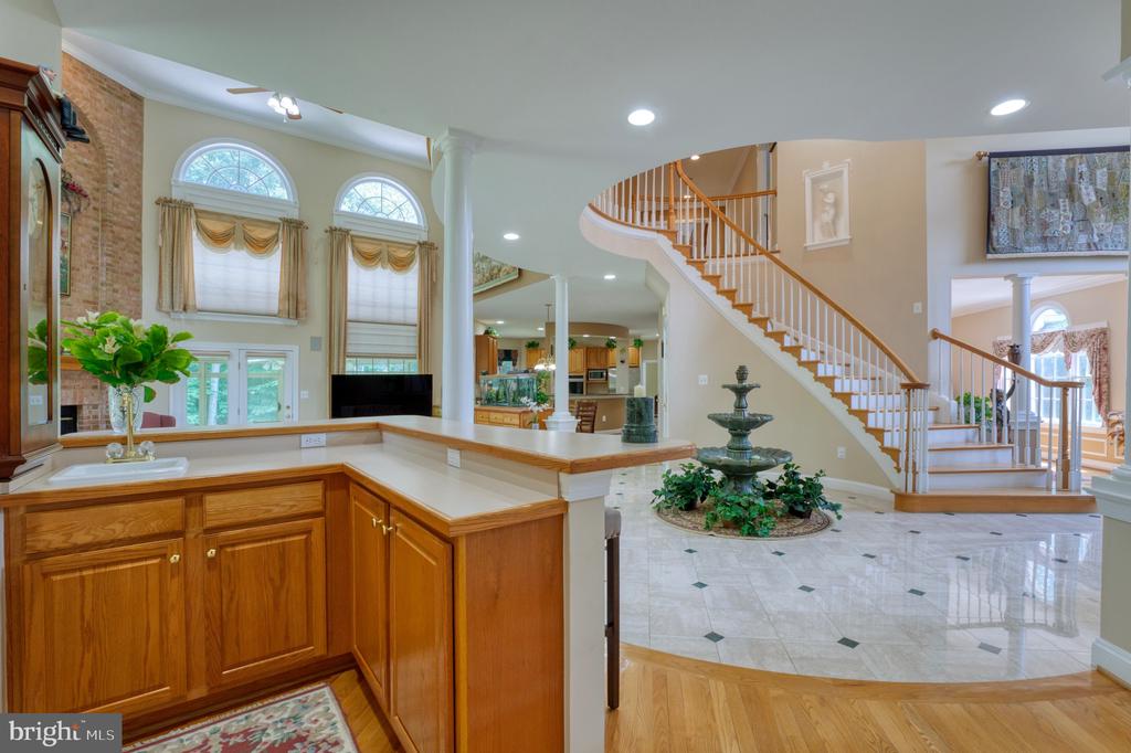 519 Seneca Green Way