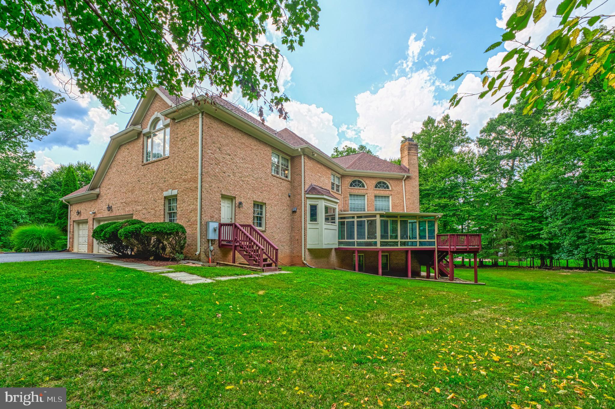 519 Seneca Green Way