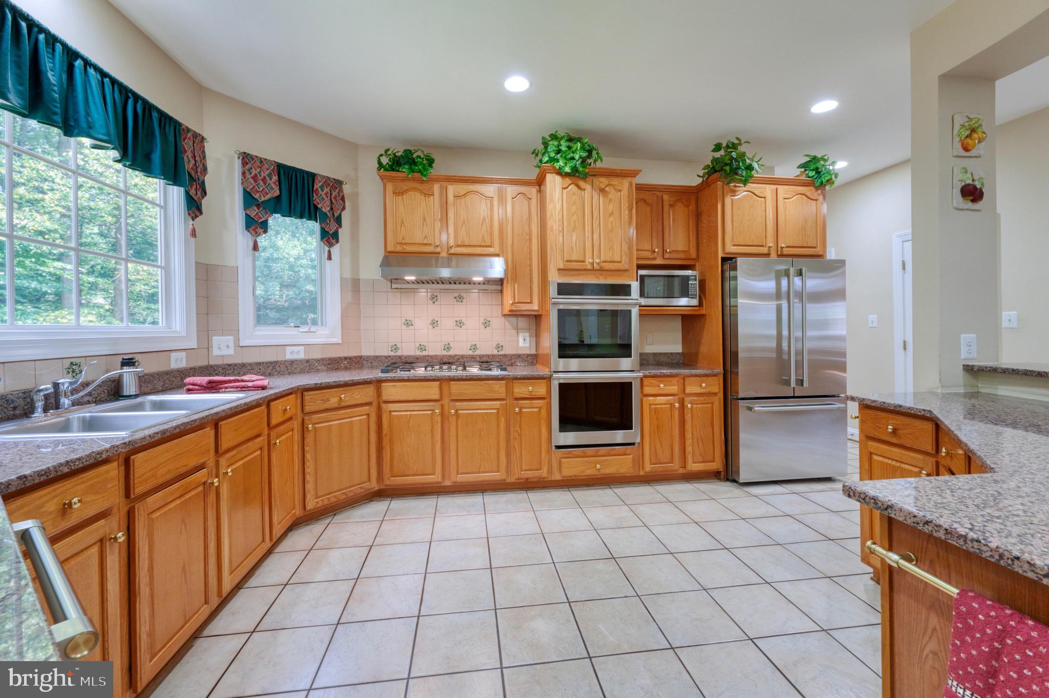 519 Seneca Green Way
