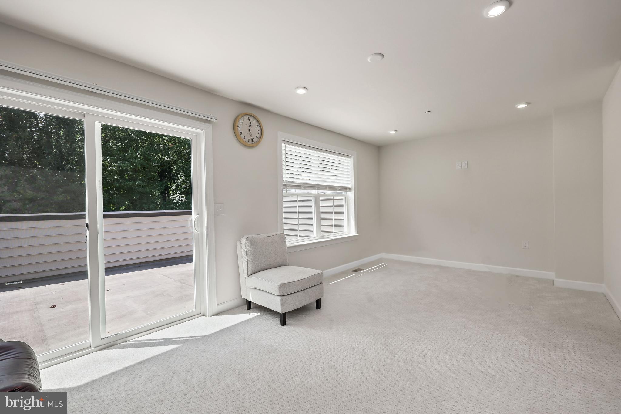 3889 RAINIER DRIVE