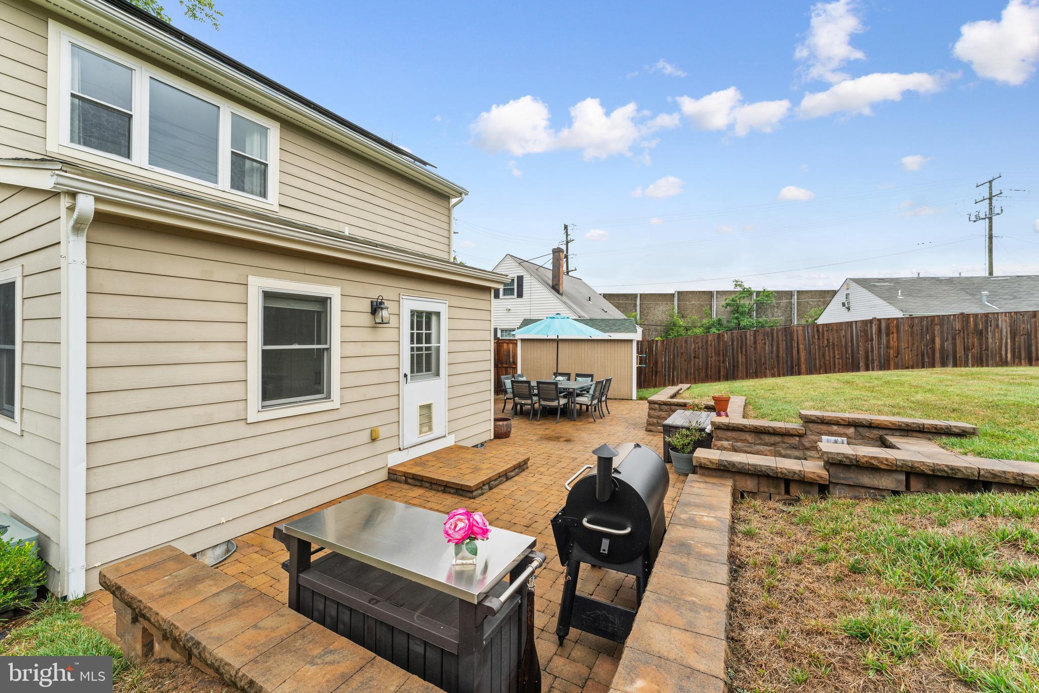 3003 Elmwood Dr