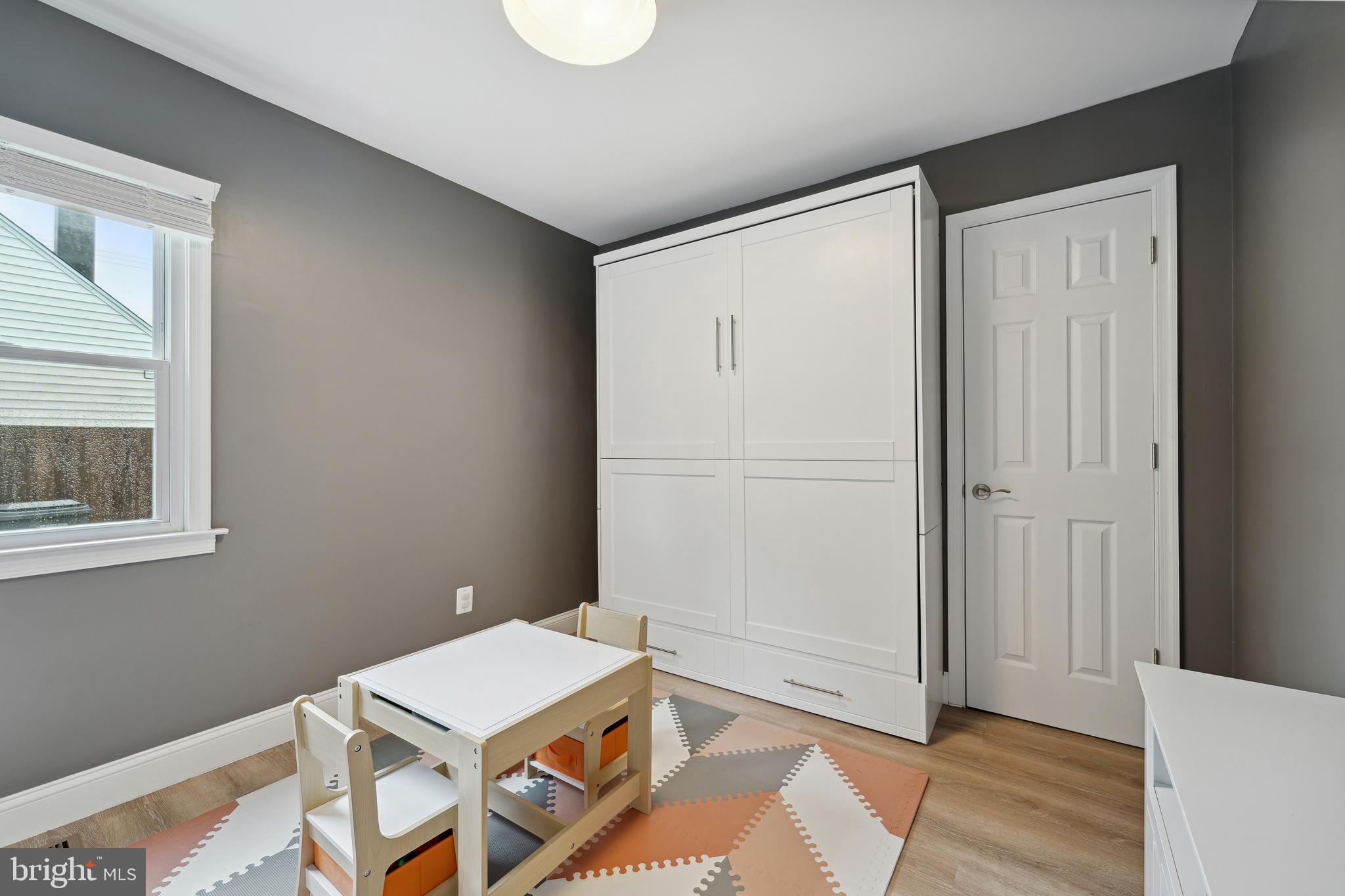 3003 Elmwood Dr