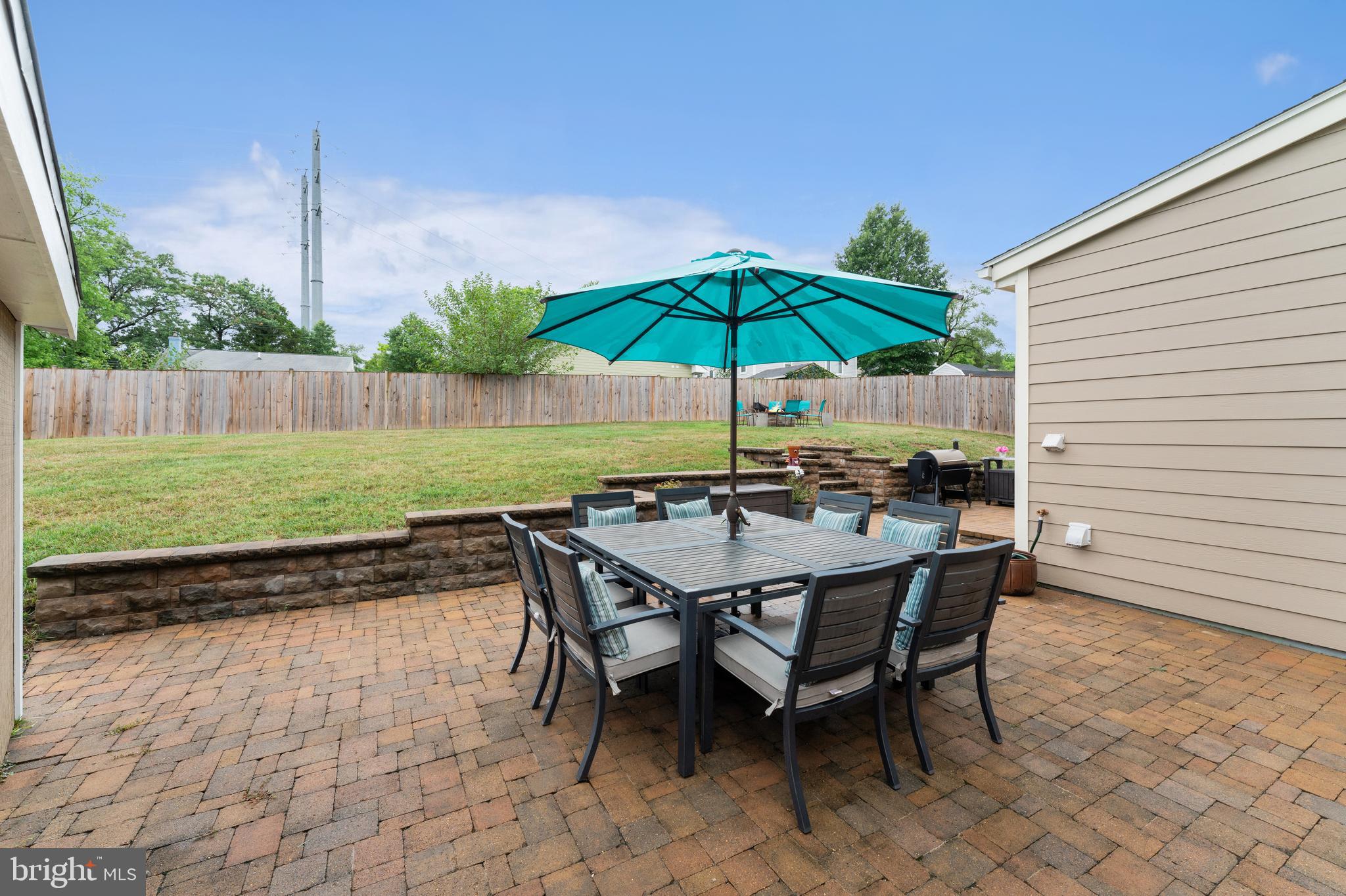 3003 Elmwood Dr