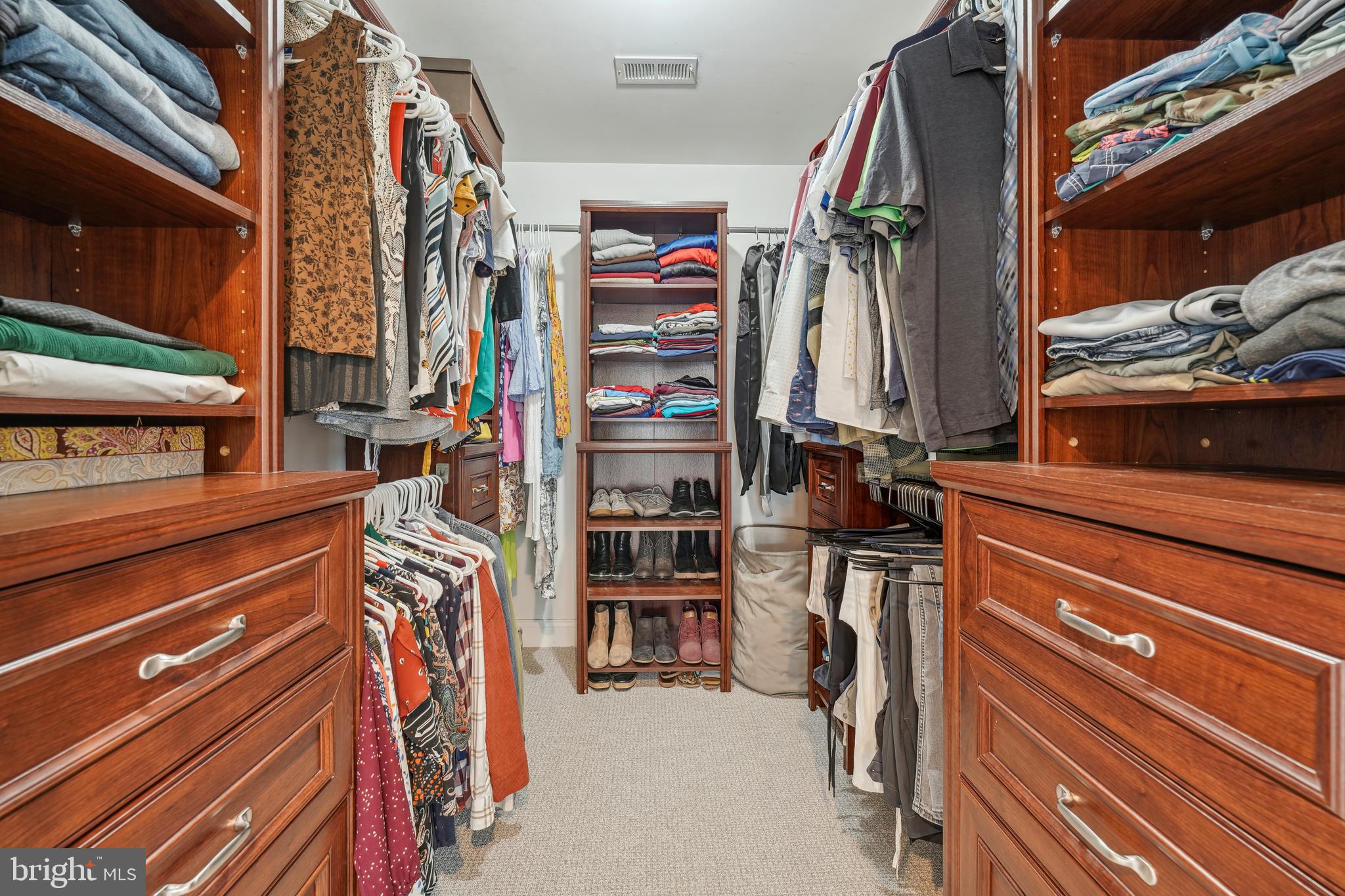 3003 Elmwood Dr