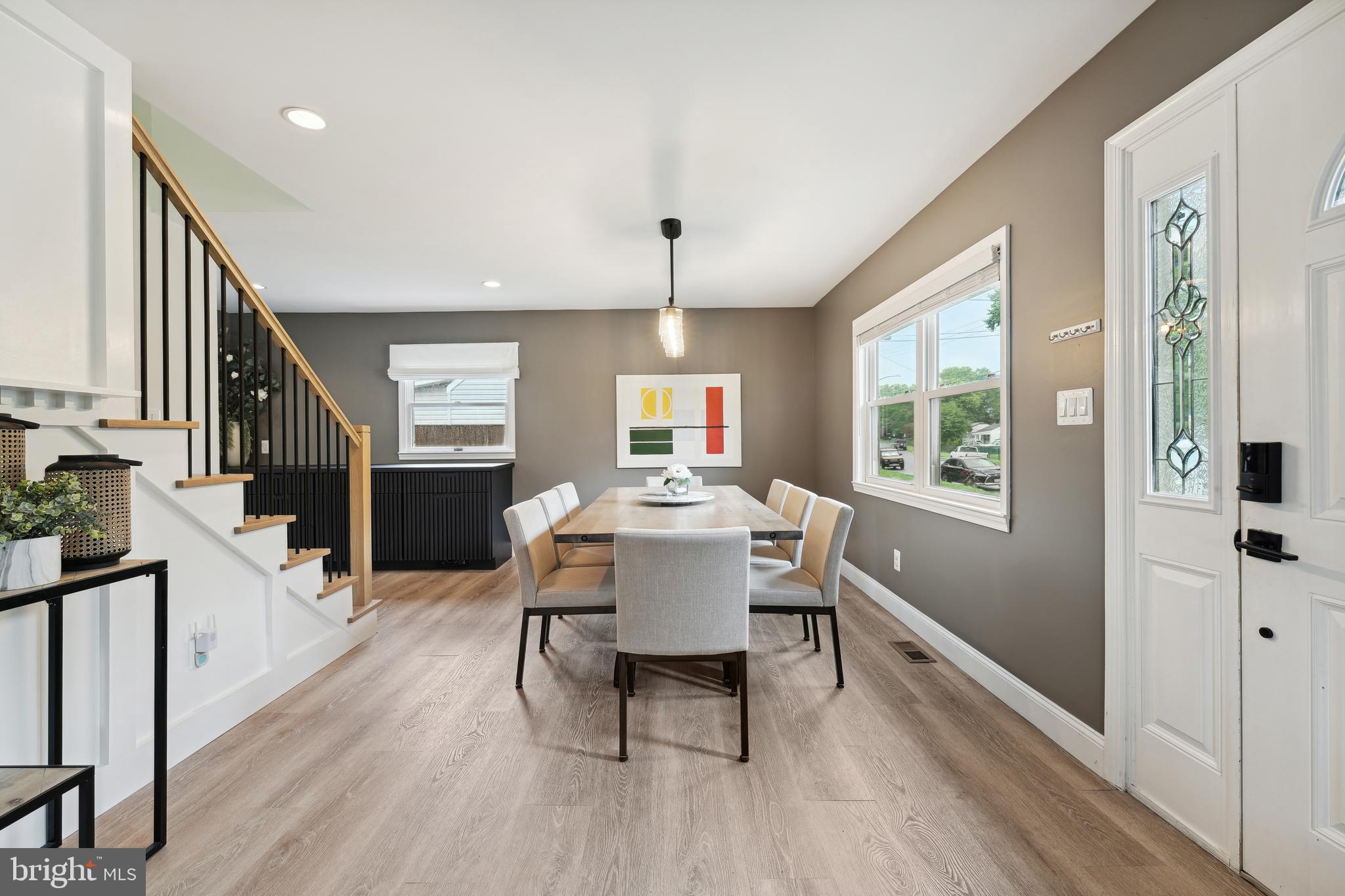 3003 Elmwood Dr