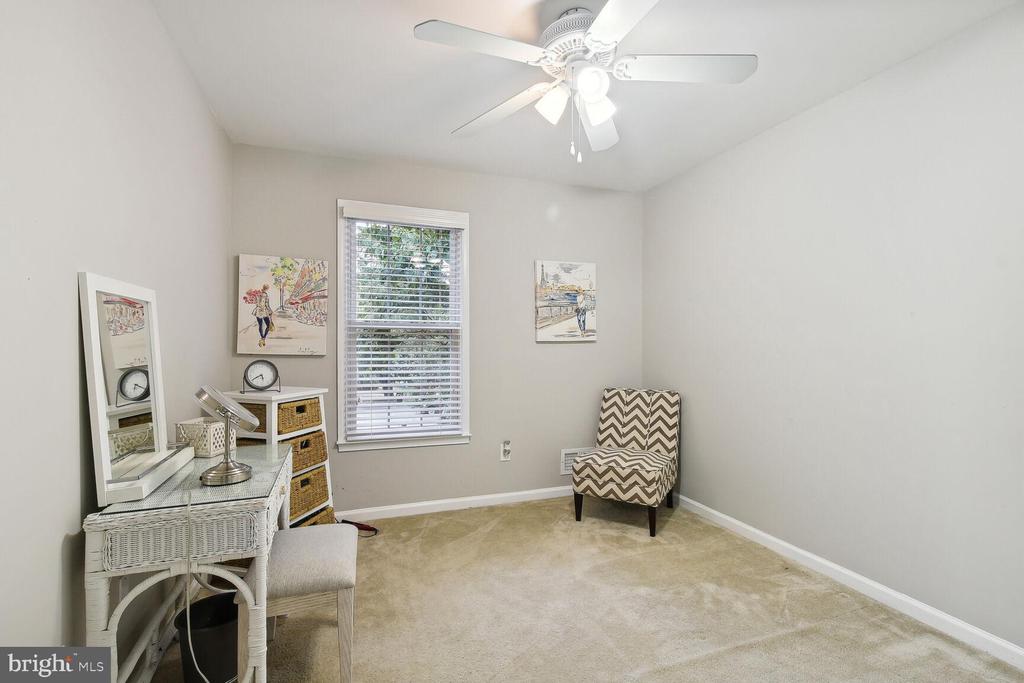2423 ANSDEL CT
