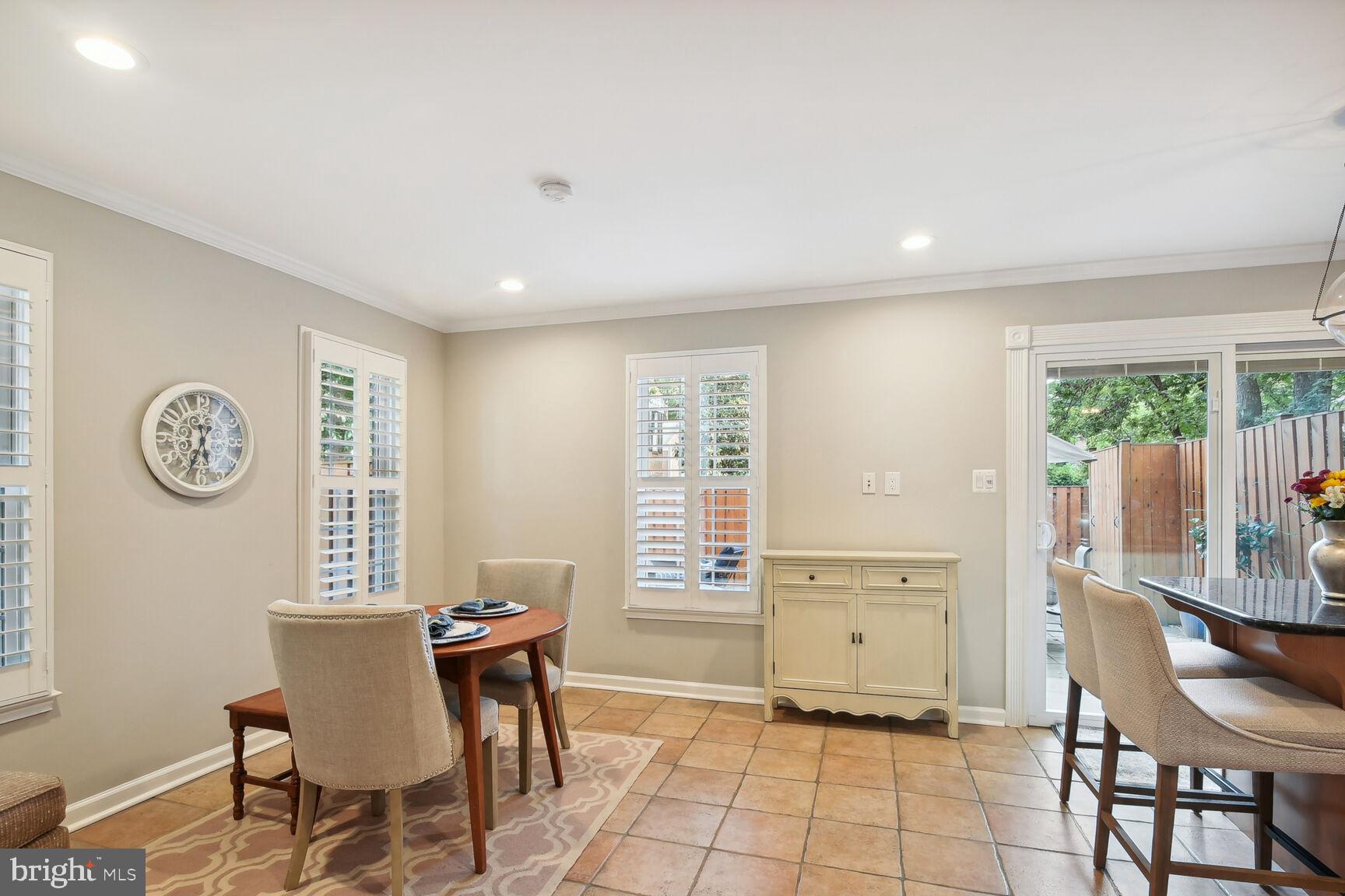 2423 ANSDEL CT