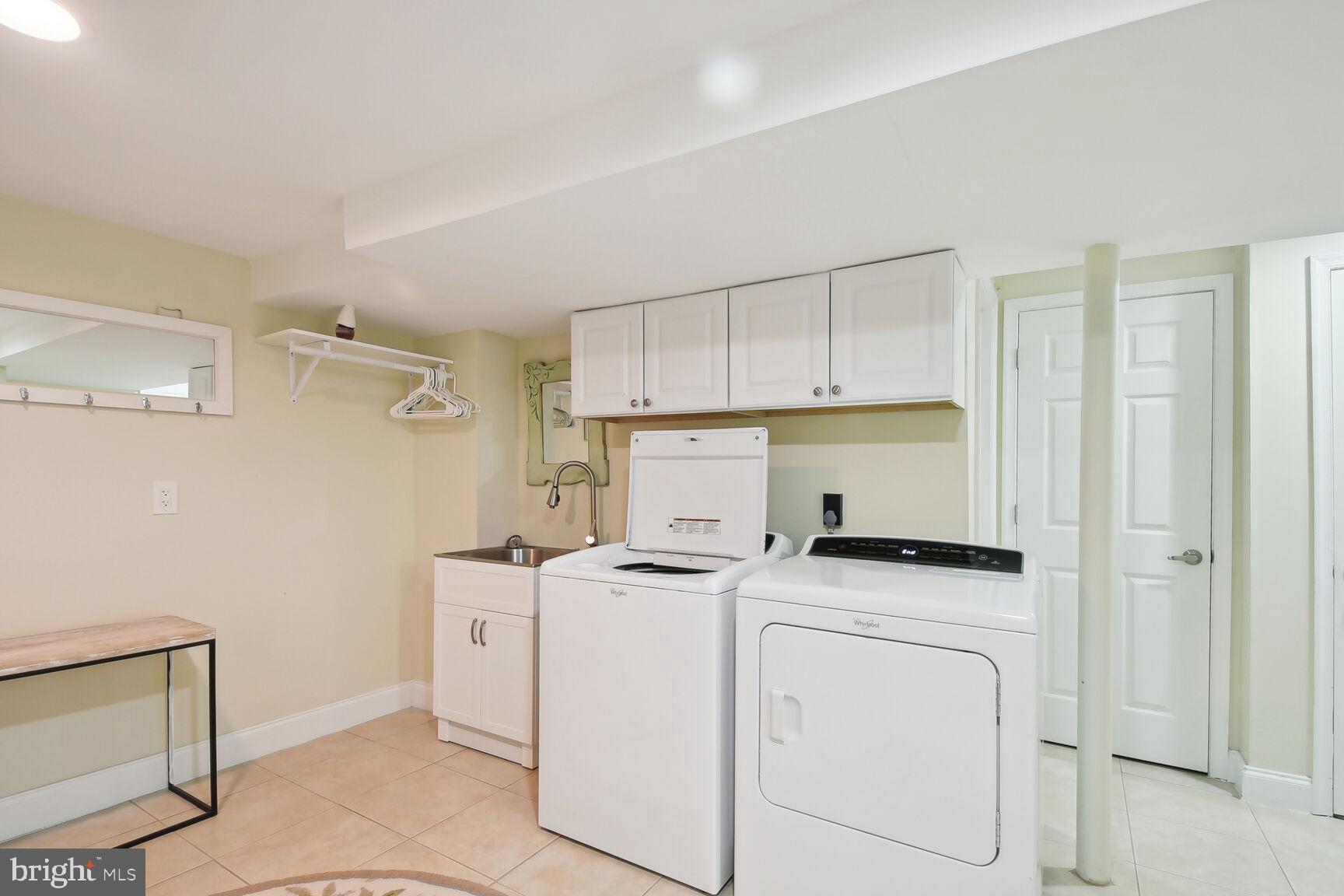 2423 ANSDEL CT