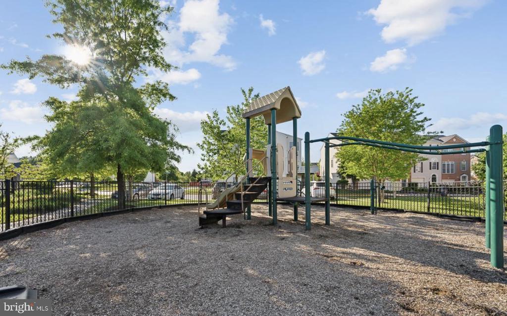 13386-I Connor Dr #13386i