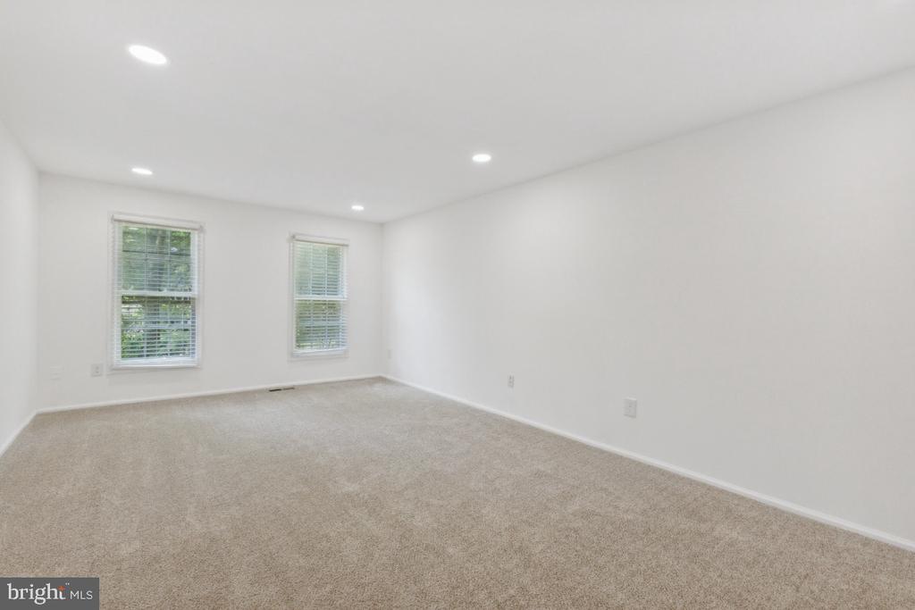 5203 Wilson Woods Ct