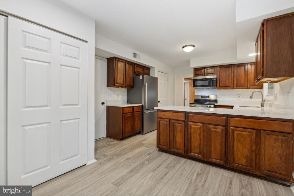 5203 Wilson Woods Ct
