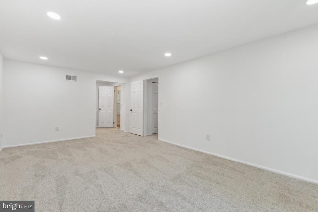 5203 Wilson Woods Ct