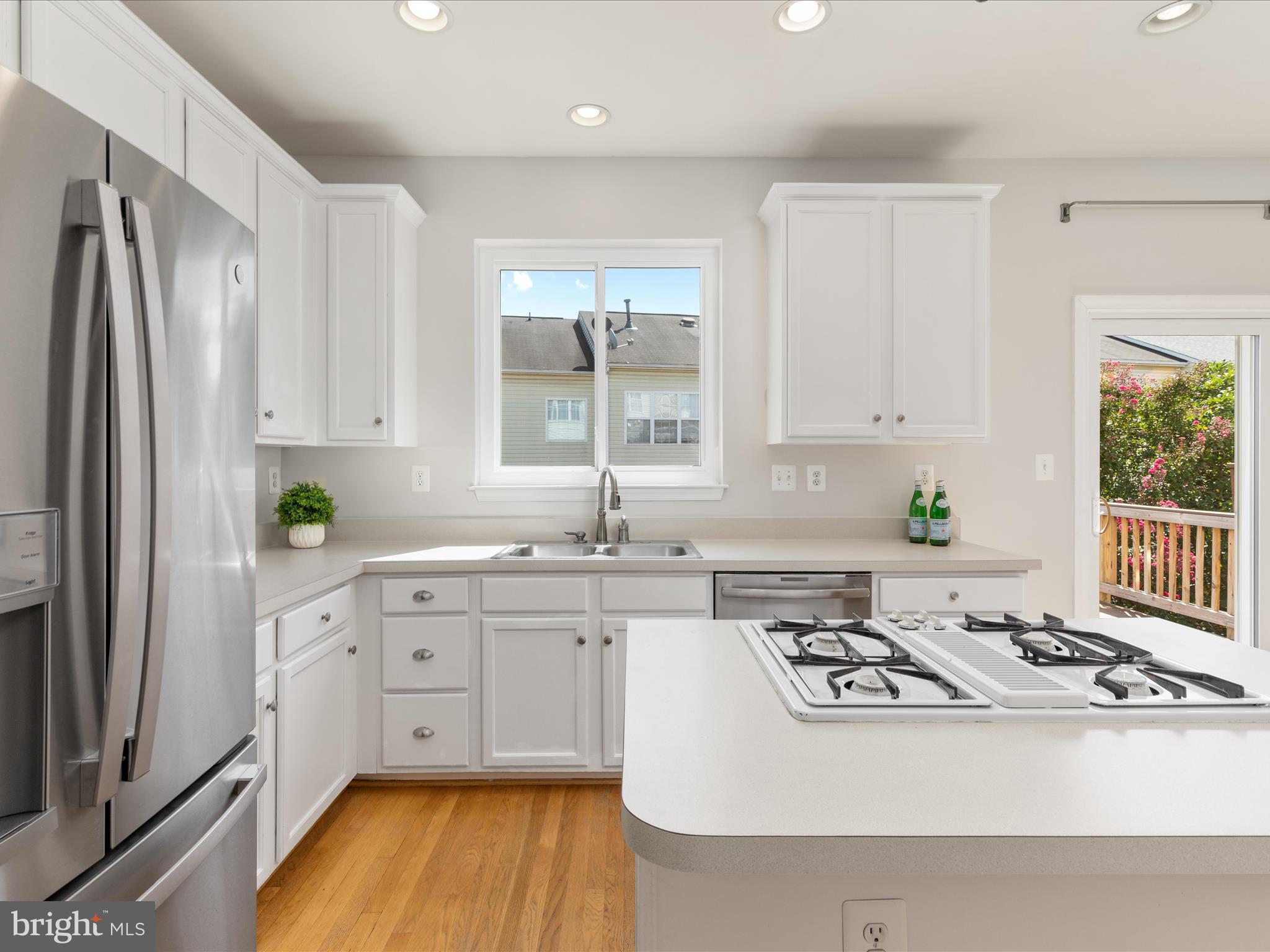 13577 BIG BOULDER RD