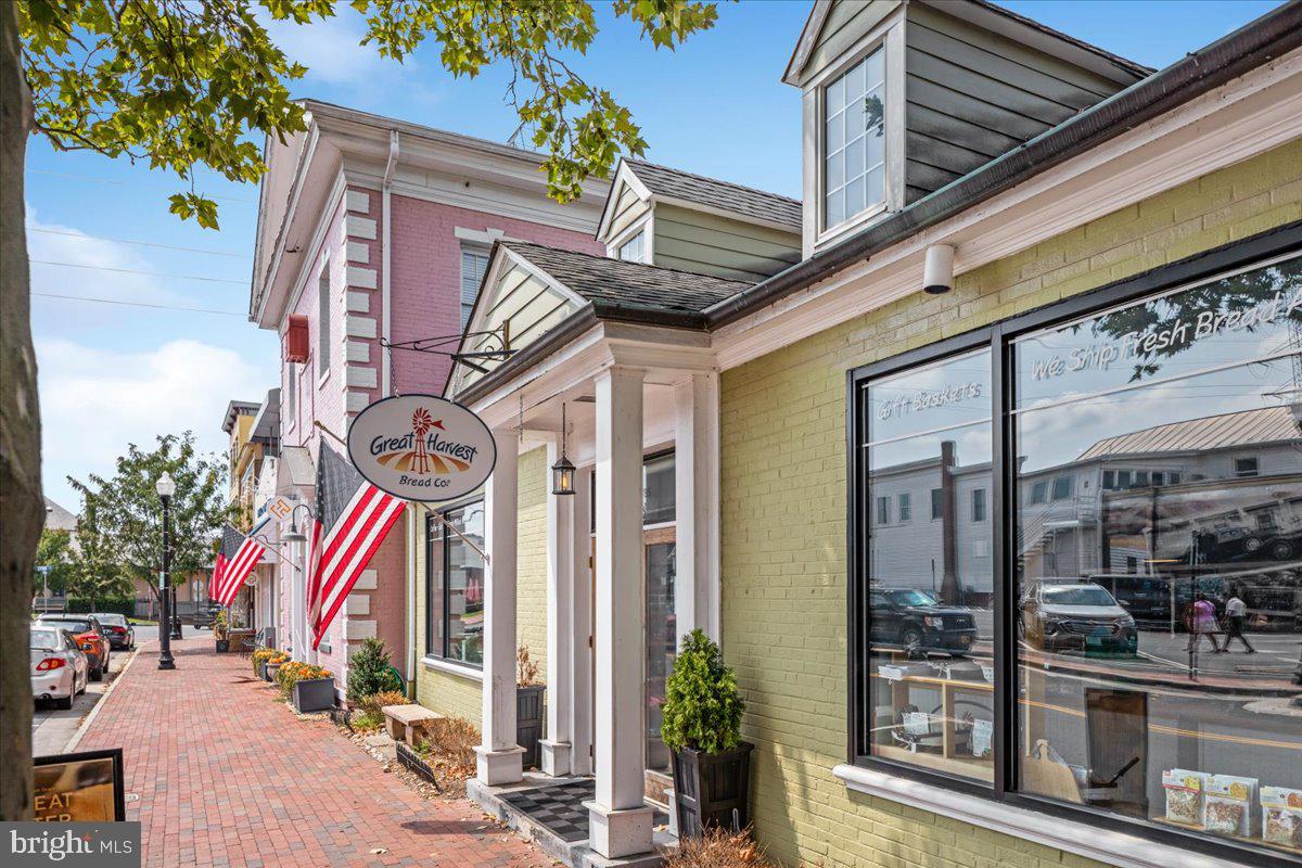 13577 BIG BOULDER RD