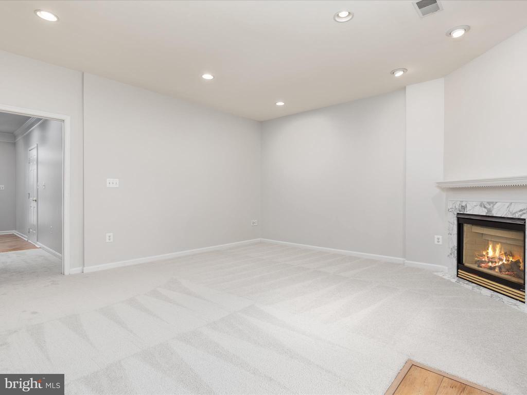 13577 BIG BOULDER RD
