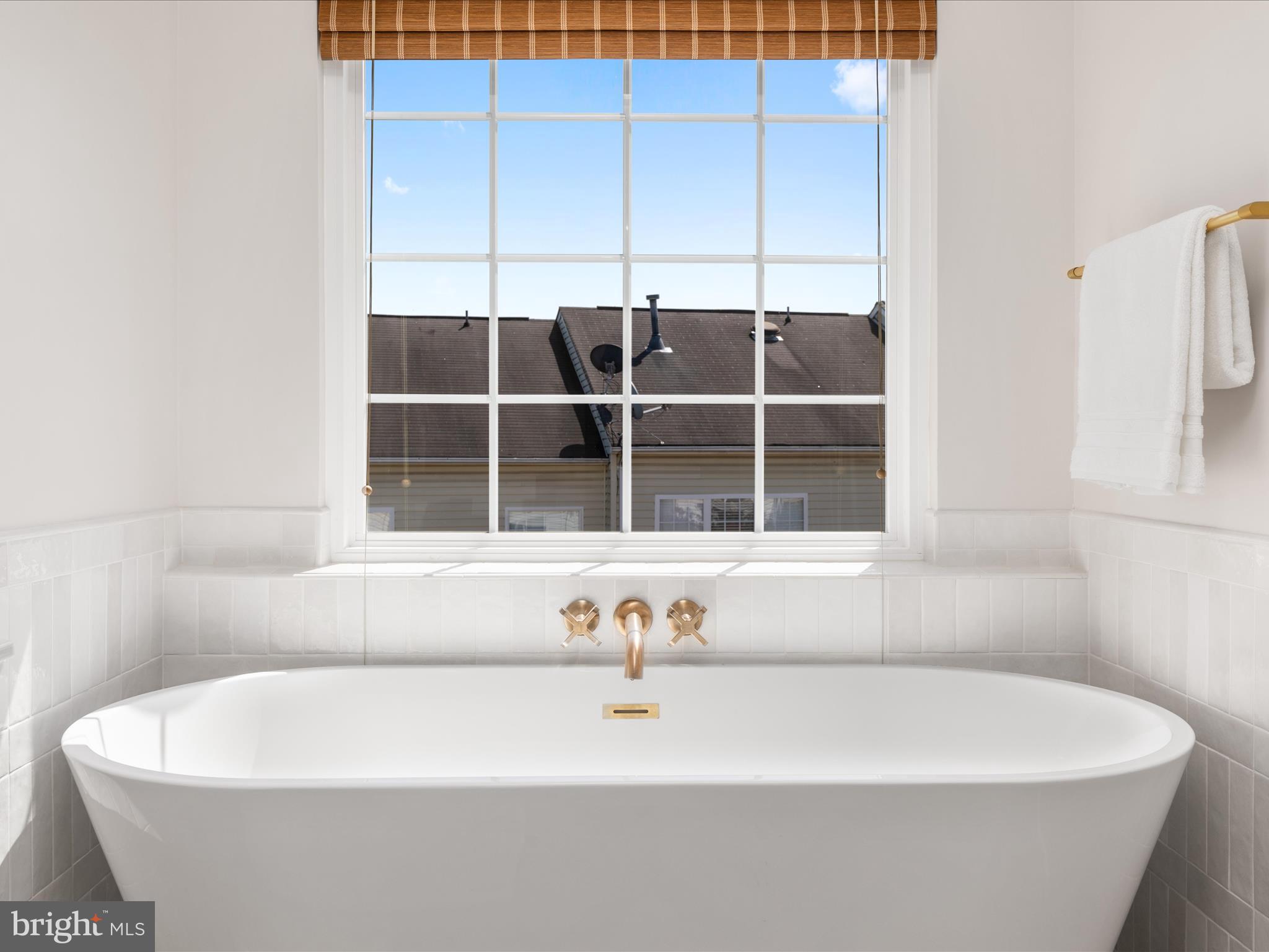 13577 BIG BOULDER RD