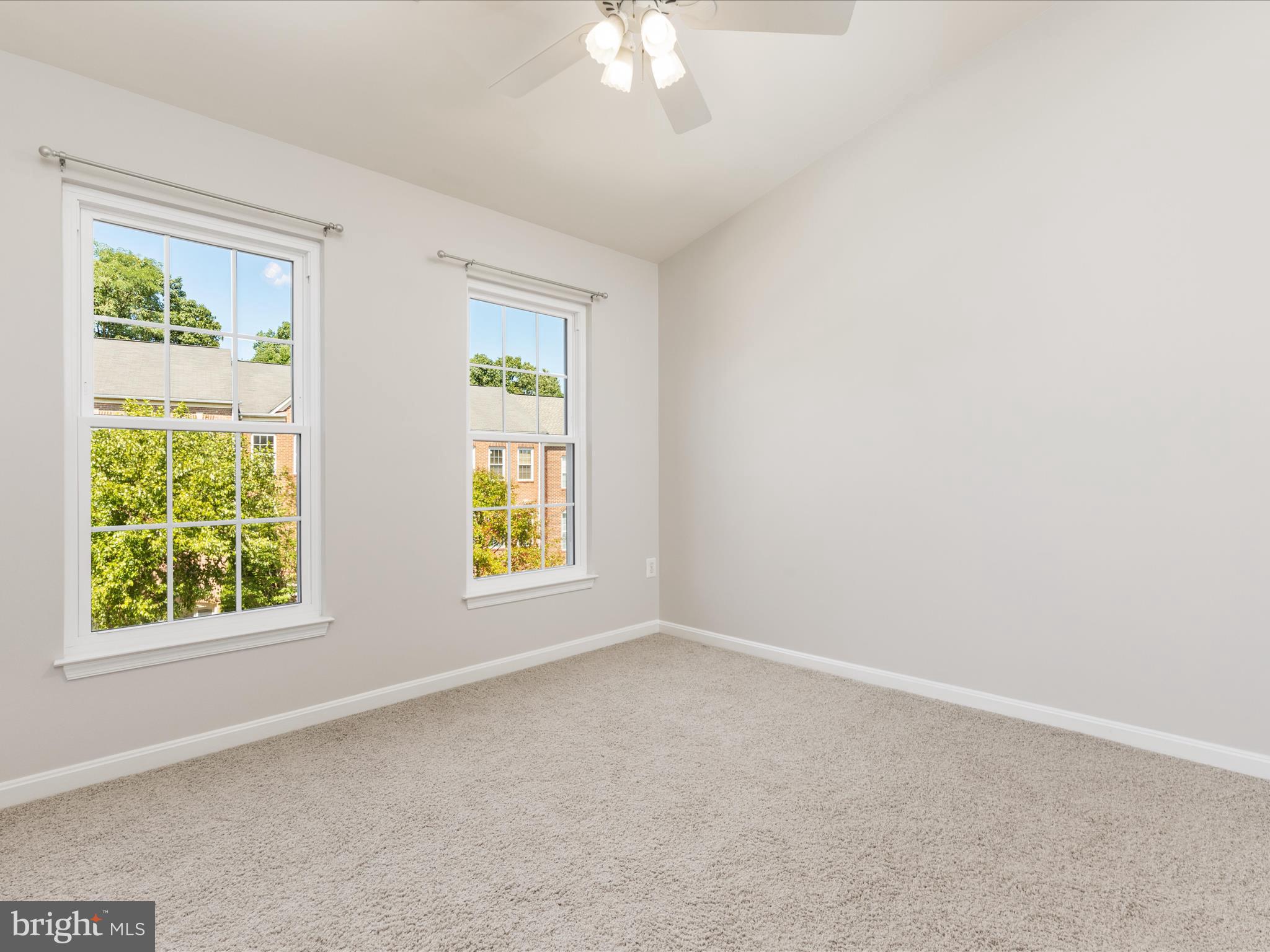 13577 BIG BOULDER RD