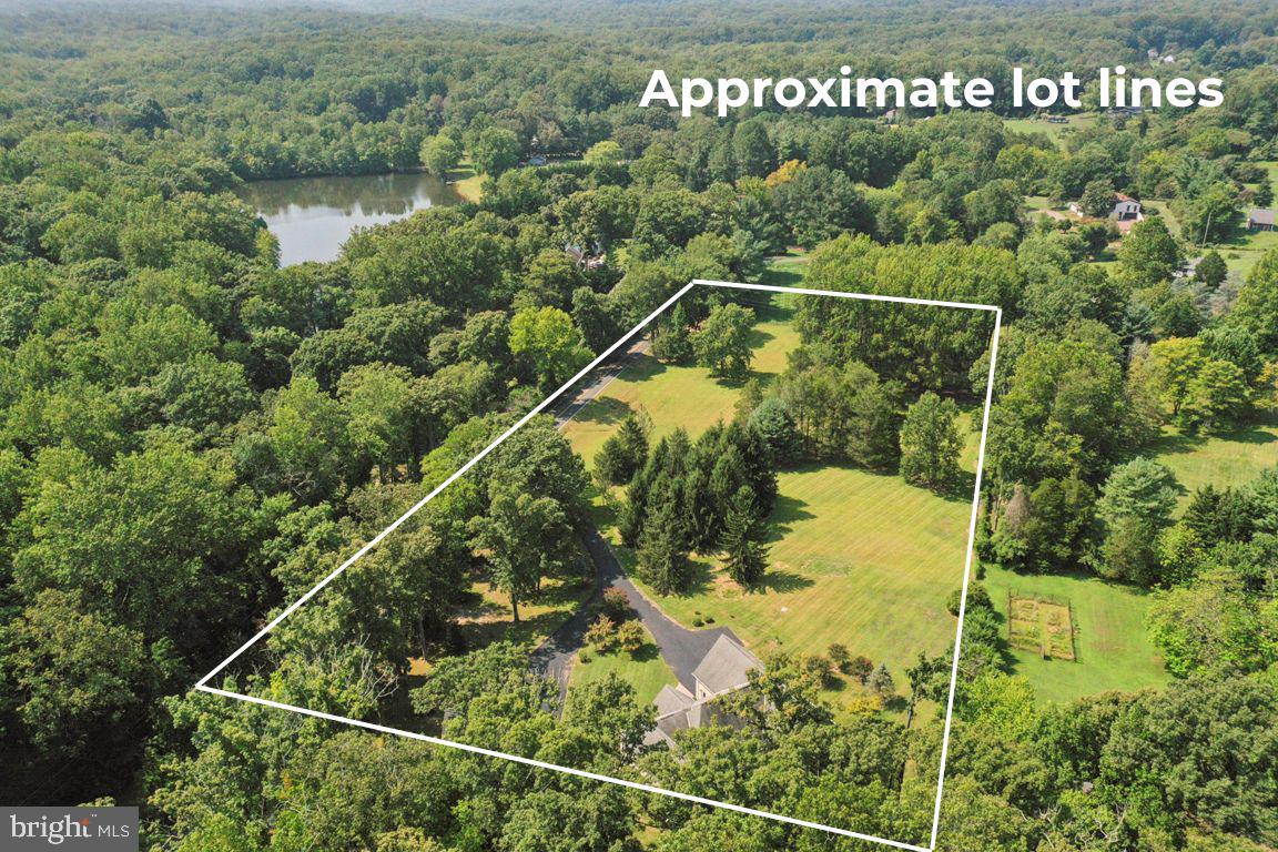 11504 Yates Ford Rd