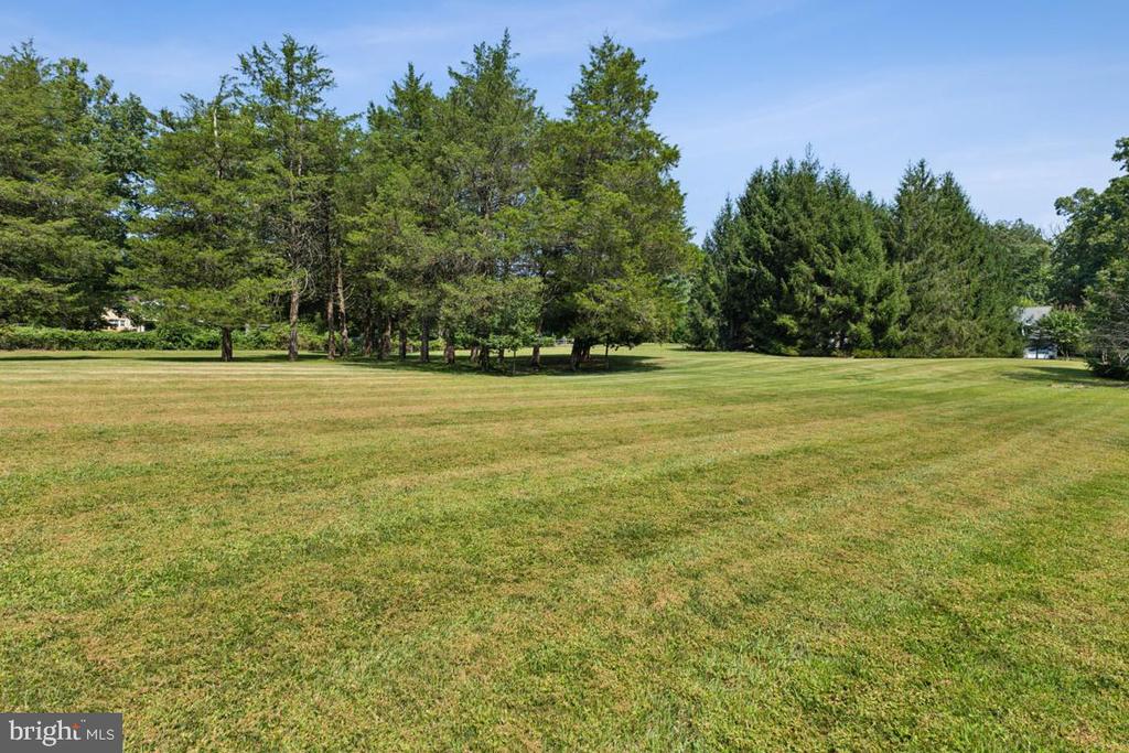 11504 Yates Ford Rd