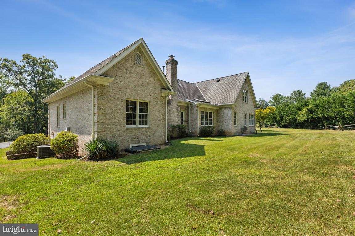 11504 Yates Ford Rd