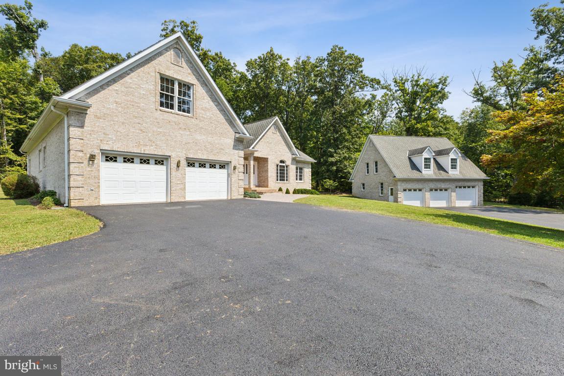 11504 Yates Ford Rd