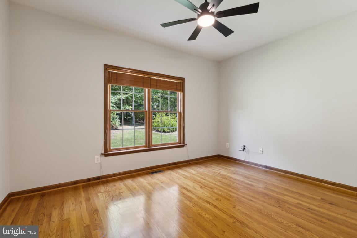 11504 Yates Ford Rd