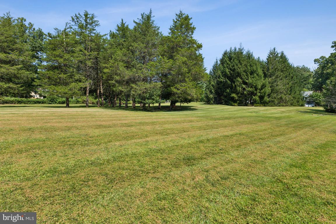 11504 Yates Ford Rd