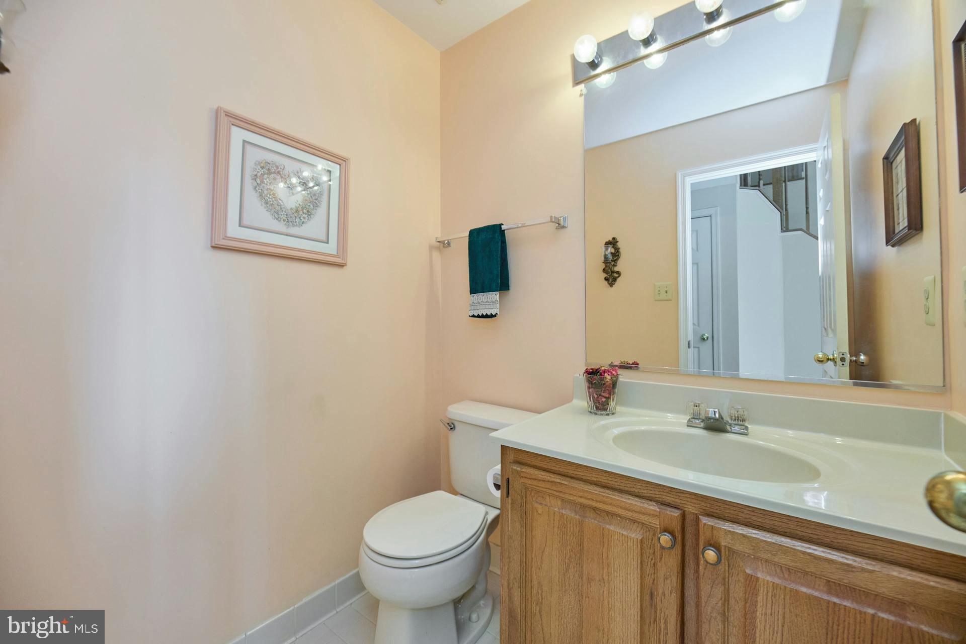 5516 Newhall Ct